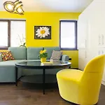Sunflower By Rv Apartment *